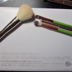 BHCosmetics "Nouveau Neutrals" 26 Shadow & Blush